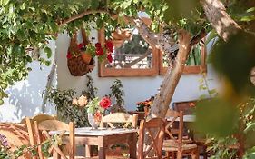 Lemon Tree Apartments Samos